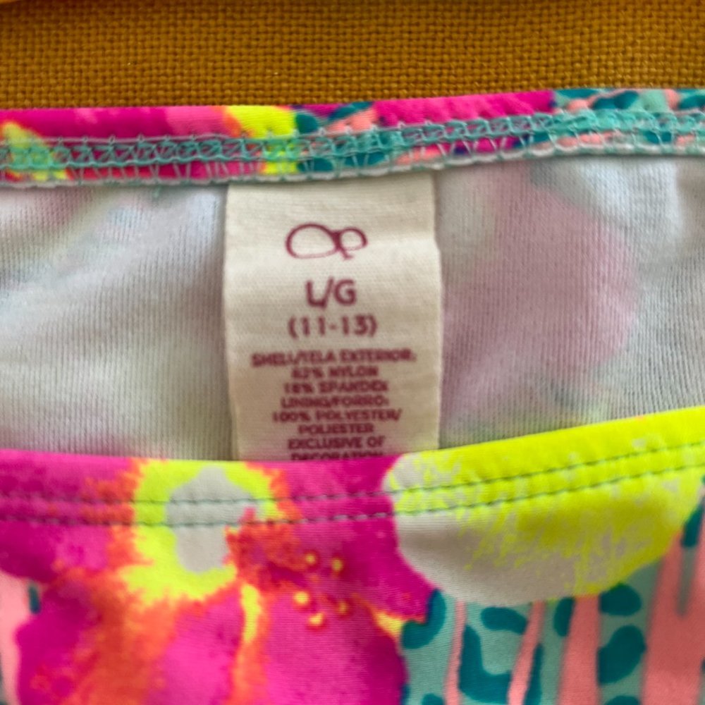 Darling Bright colored 2 piece swim suit!! - Picture 4 of 4